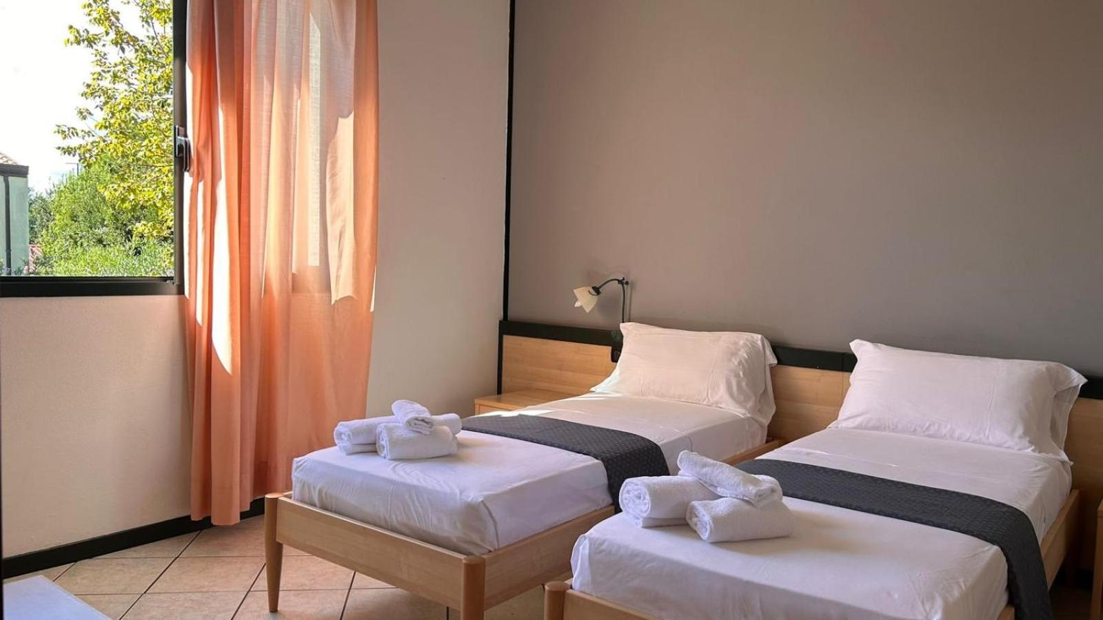 Hotel Gran Delta Di Alba-Invest Srl روسولينا الغرفة الصورة