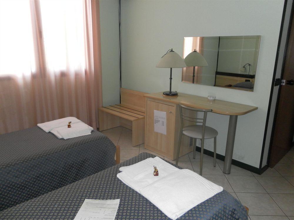 Hotel Gran Delta Di Alba-Invest Srl روسولينا المظهر الخارجي الصورة