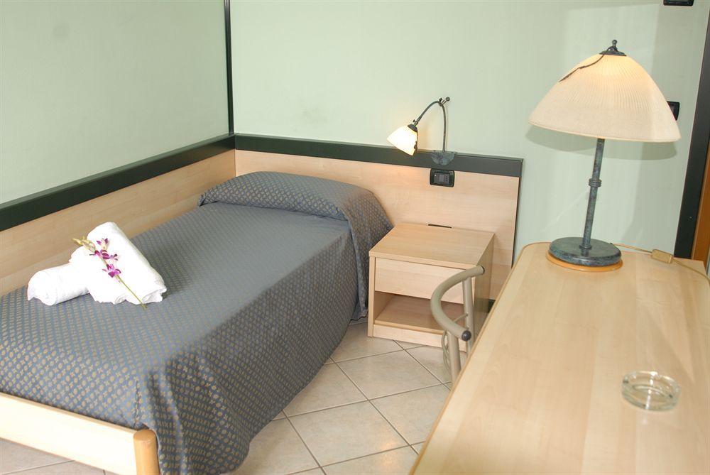 Hotel Gran Delta Di Alba-Invest Srl روسولينا المظهر الخارجي الصورة